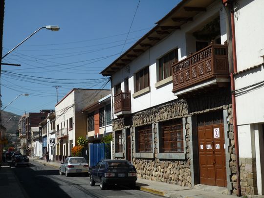 Calle Mayor Rocha, cerca de la Plaza Colon