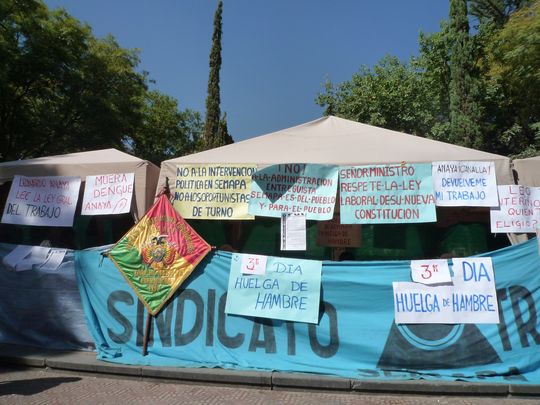 Hunger-striker on Plaza 14 de Septiembre