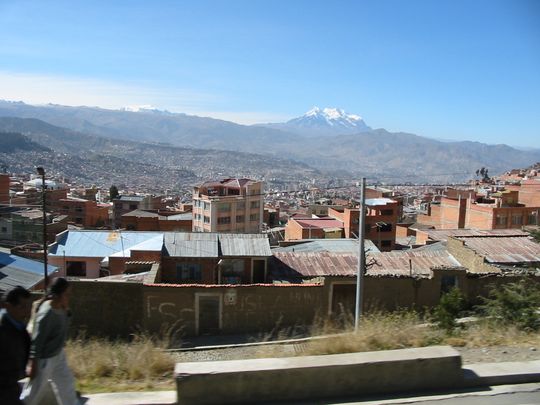 Vue de La Paz et l'Illimani
