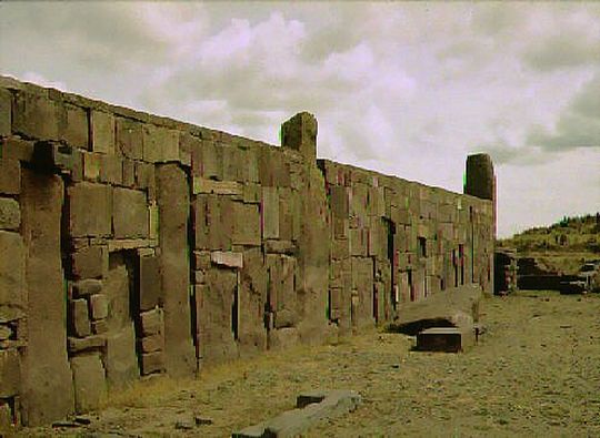 Mur extrieur du temple Kalasasaya