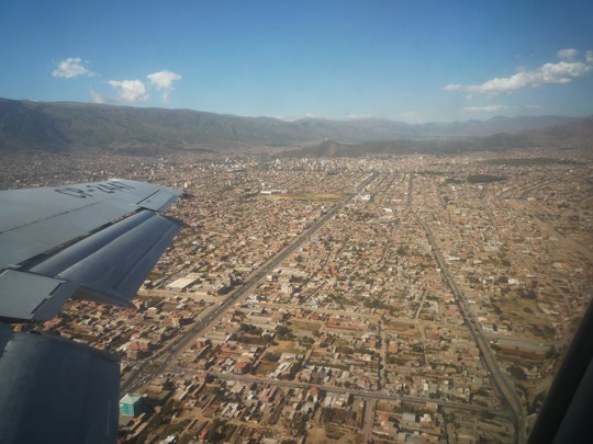 Photo arienne des quartiers ouest de Cochabamba