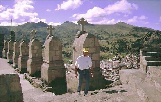 Pierre subiendo las ultimas gradas del calvario Pierre subiendo las ultimas gradas del calvario