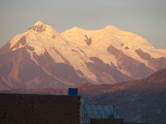 Illimani visto desde La Paz