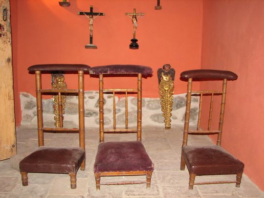 Prayer stool