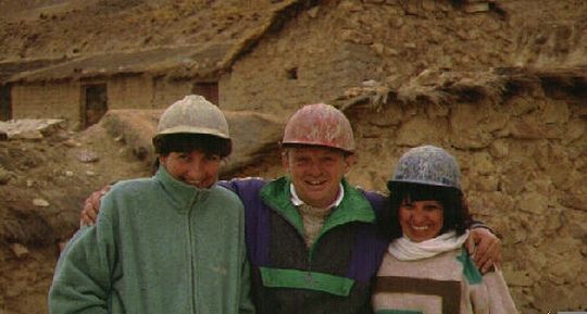 Photo de groupe à la sortie de la mine Photo de groupe à la sortie de la mine