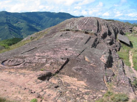 Formas geométricas del Fuerte de Samaipata Formas geométricas del Fuerte de Samaipata