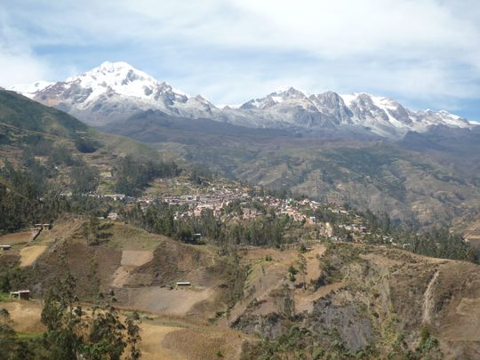 Sorata au pied de l'Illampu et Ancohuma