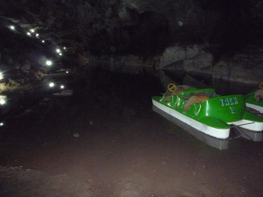 Lago subterráneo Lago subterráneo
