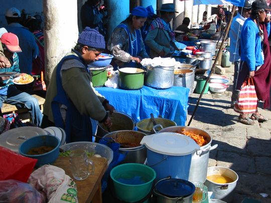 Cocina popular en el mercado