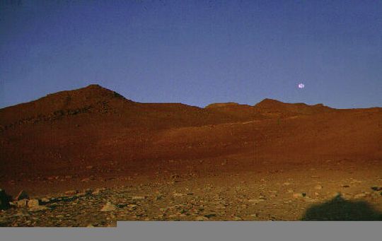 Amanecer en el desierto Amanecer en el desierto