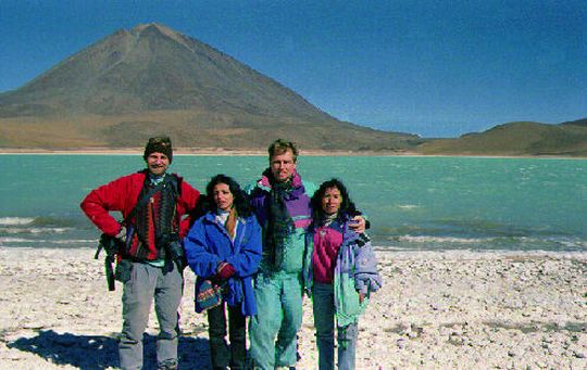 Photo de groupe devant la Laguna Verde