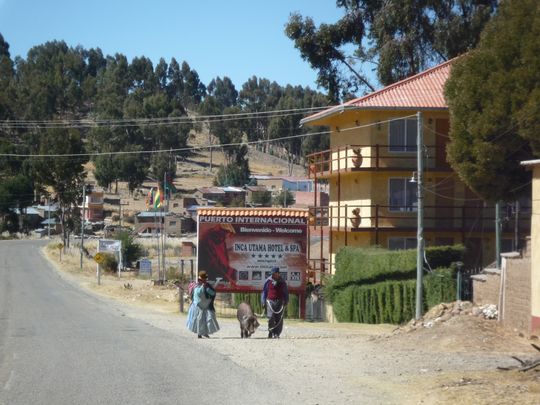 Entrance of the hotel Inca Utama