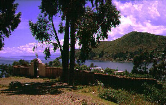 Cemetery of Tiquina