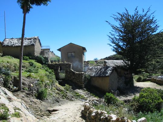 Houses in Challapampa