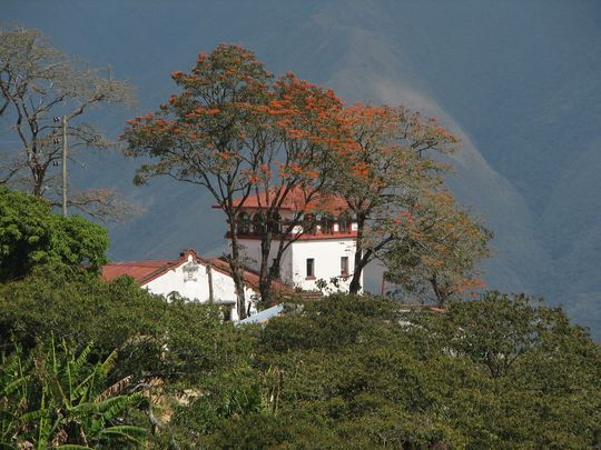 Hotel Prefectural en Coroico