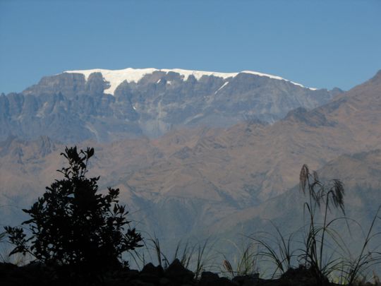 Mururata seen from the Yungas Road